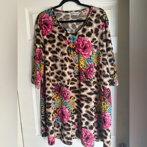 Plus Southern Charm Tunic or dress leopard floral Sz 2X
